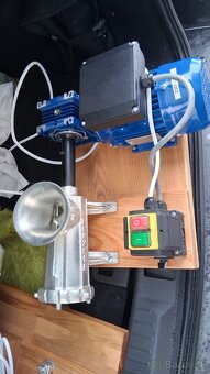 Mlynček na maso - 2