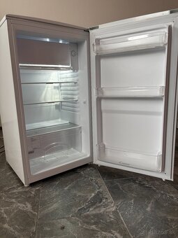 Predám mini chladničku zn.CANDY - 2