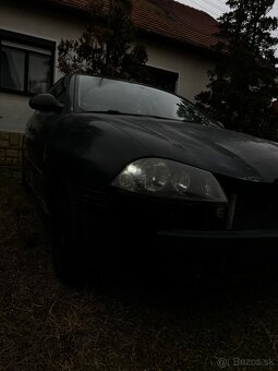 SEAT IBIZA 1.4i 16v 63kW - 2