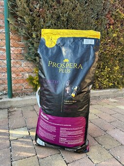 Granule pre psov jahňacie Prospera Plus Sensitive 2x15kg - 2