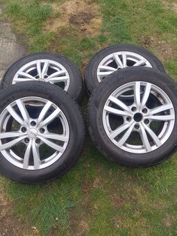 Elektróny obute 205/60R16 - 2