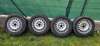 Firestone winterhawk 4 195/65 r15 - 2