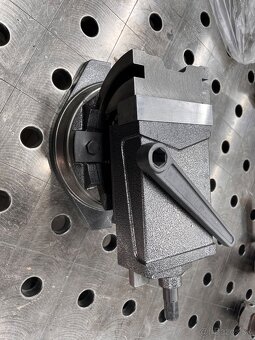 Otočno sklopný Zverak 125 mm - 2