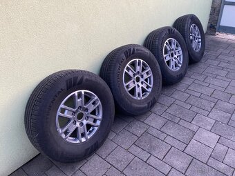 Ford Ranger T9 OEM didky 6x139,7 r16 + pneu 255/70 r16 - 2