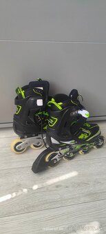 Nastaviteľné kolieskové korčule BLACKWHEELS, veľkosť 40–43 - 2