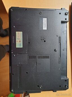 Notebook HP 6830s (bez disku) - 2