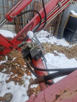 Nakladac Zetor - 2