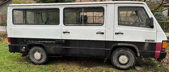 Mercedes MB100 - 2