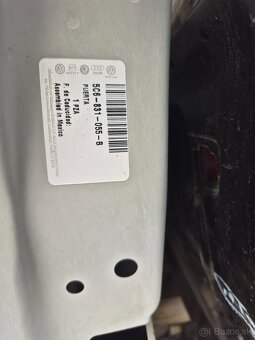 Volkswagen Jetta 2010-2016 dvere ľavé predné 5C6831055B - 2