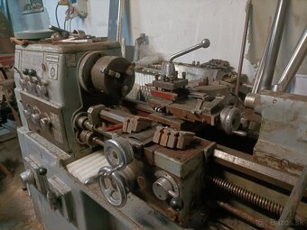 Sústruh na kov - 2