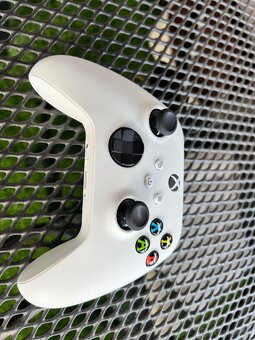 Ovladac pre xbox one - 2