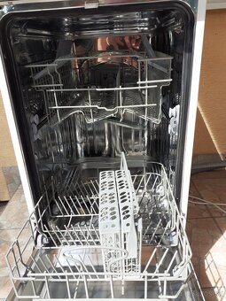 Umývačla riadu Zanussi - 2