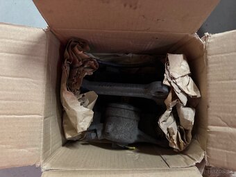 Predne a zadne strmene Skoda superb 4x4 el tlmice - 2