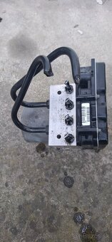 ABS / ESP pumpa Audi A4 B7 quattro - 2