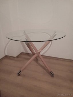 Jedálenský stôl - 2