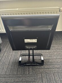 Monitor k PC 17” - 2
