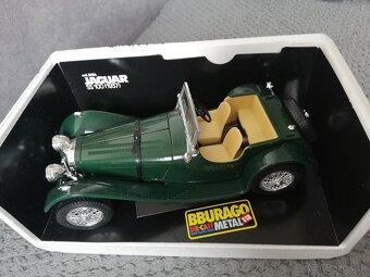 1:18 JAGUAR SS100 1937 - 2