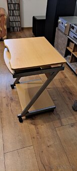 Pc stolik - 2