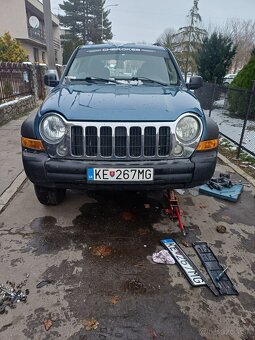 Jeep liberty kj 3.7benzin - 2