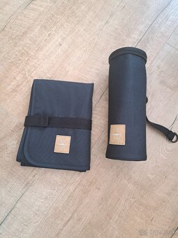 Prebalovacia podložka + obal na fľašku - 2