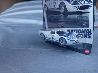 Hot Wheels National Icons - 2