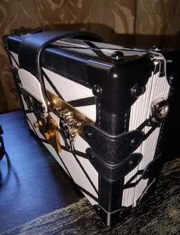 Louis Vuitton petite malle handbag - 2