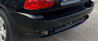 Zadný nárazník BMW X5 E53. - 2