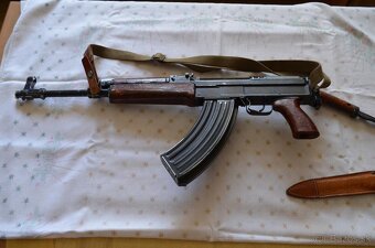 znehodnotený samopal vz 58 - 2