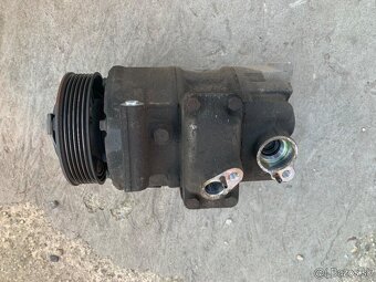 Klíma kompresor VW Passat 1K0 820 859F - 2