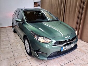 Kia Ceed SW Benzín Automat - 2