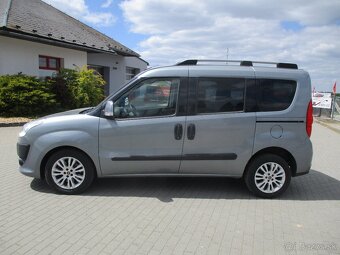 FIAT DOBLO 1,6MJTD 66kw 11/2011 7MÍST, BEZ KOROZE - 2