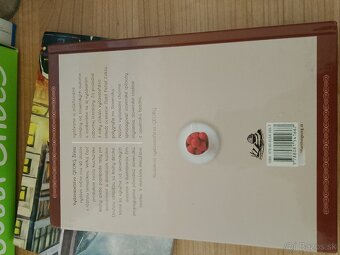 Kniha plná receptov na pečenie - 2