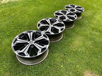 19” 5x114,3 19x7,5 ET40 Toyota RAV4 Disky - 2