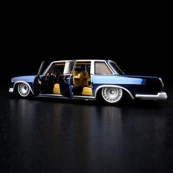 Hot Wheels RLC Exclusive Mercedes-Benz 600 - 2