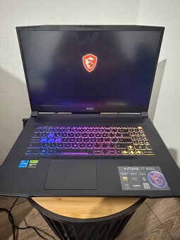 MSI KATANA 17 B12U - 2