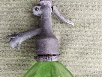 Rodová fľaša znacena - 2