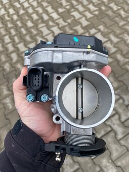 Škrtiaca klapka 1.8T - 2