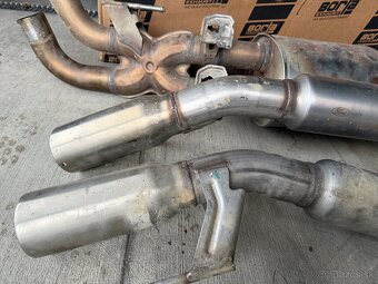 Ford ranger raptor 2025 výfuk - 2