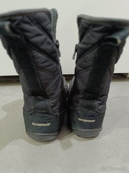 Predam cierne zimne topanky 34 - 2