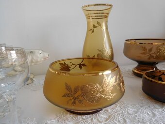 Karafa +6 pohárikou, Borske sklo poháre jubilejné, - 2