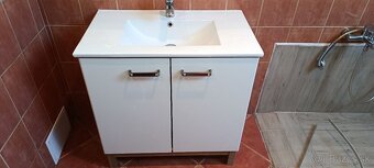 Kúpeľňové skrinky - 2