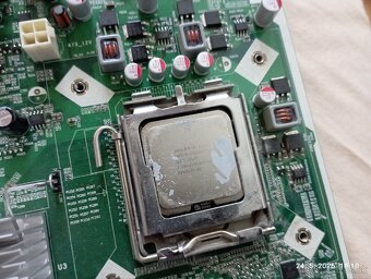 Predám Intel Pentium základnú dosku - 2