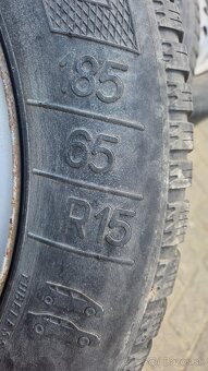 Penumatiky aj s diskami 185/65 R15 - 2