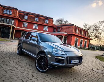 Porsche Cayenne S Facelift 4.8 benzín 283kw ALU R22 - 2