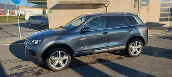 Volkswagen touareg 3,0TDI led bixenon, R 20 alu,,SK auto - 2