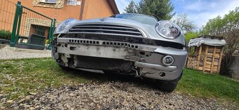 Mini Cooper R50, r. 2002, 85kw, benzín, automat - 2