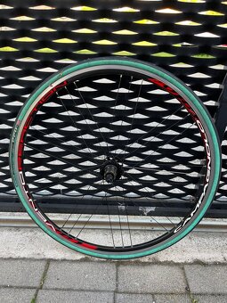 Kolesá Campagnolo/cesta/ - 2
