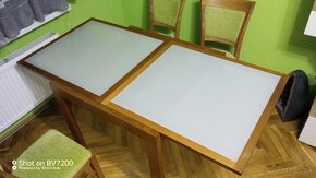 Rozkladací jedálenský stôl pre 4-6 osôb - 2