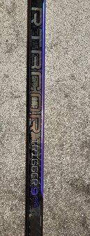 Hokejka CCM Ribcor Trigger 9pro Int - 2
