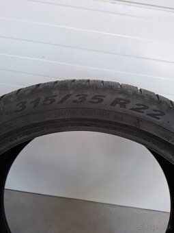 275/40 R22 + 315/35 R22 zimné - 2